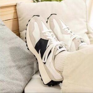New Balance Women's 327 Shoes, Sea Salt with White and Black - new size 7